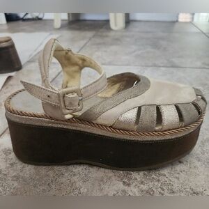 Mango Cream and Brown Platform Sandals
